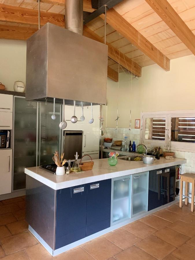Elegant Villa In Camallera With Private Pool ภายนอก รูปภาพ